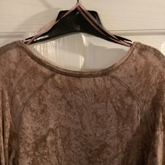 Nine West Vintqge America Brand, long sleeved shirt, size petite medium. - Picture 6 of 10